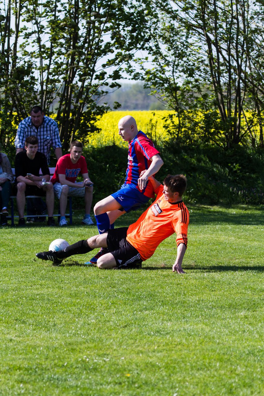 Bild 229 - Herren FSG BraWie 08 - TSV Ntzen : Ergebnis: 1:2